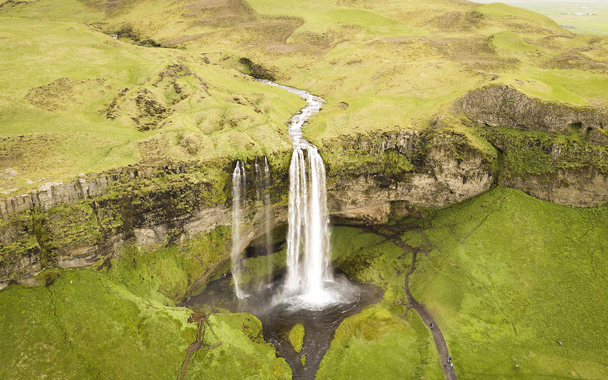 5c62cf53ebd1d70c3b6378fd_candre-mandawe-770529-unsplash-copy.jpg